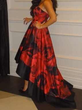 Tarik Ediz Red and Black One-Shoulder Floral Evening Gown